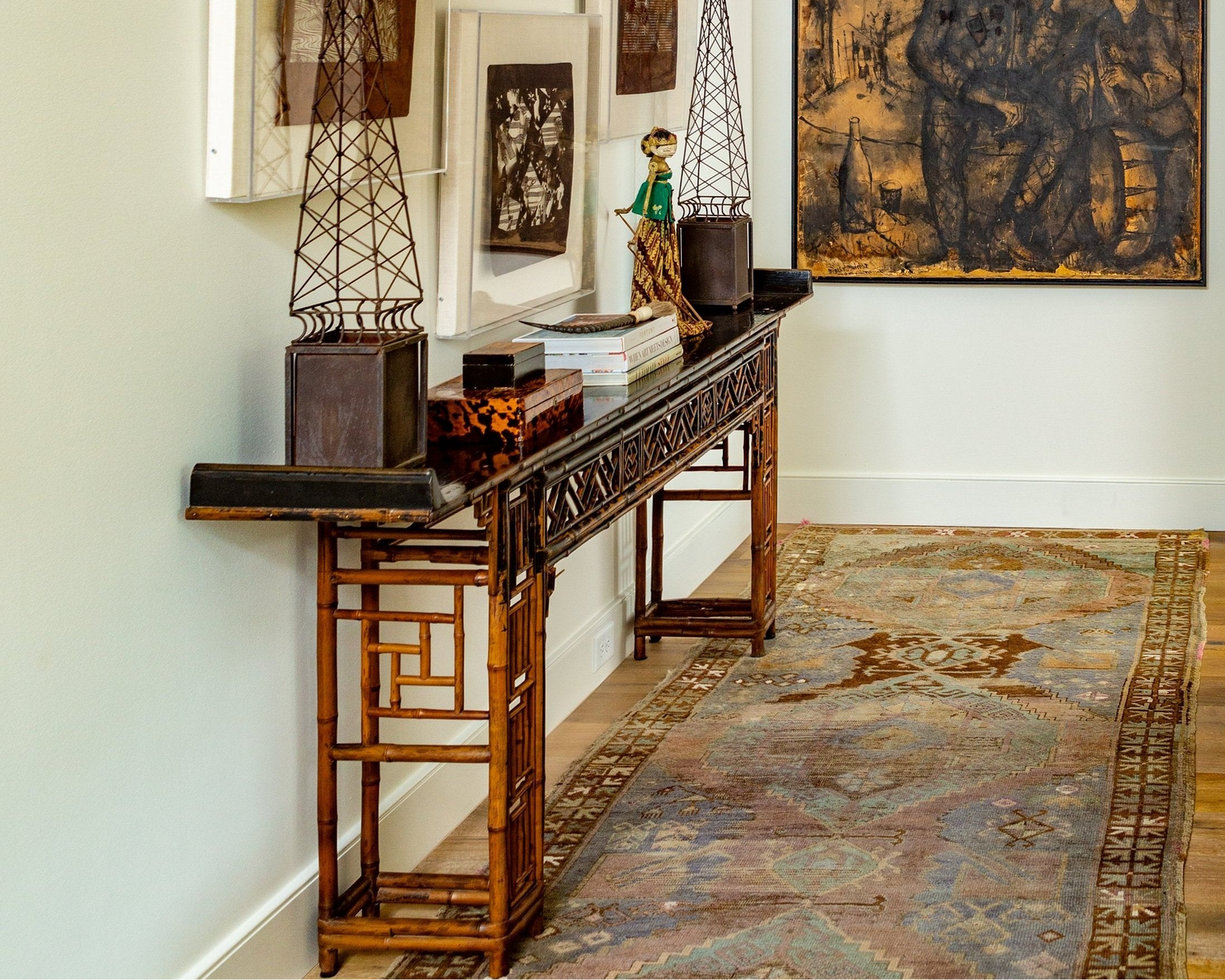 Selling antiques at estate sales in Lynchburg, VA